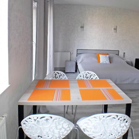 Art Apartments Вроцлав Екстериор снимка