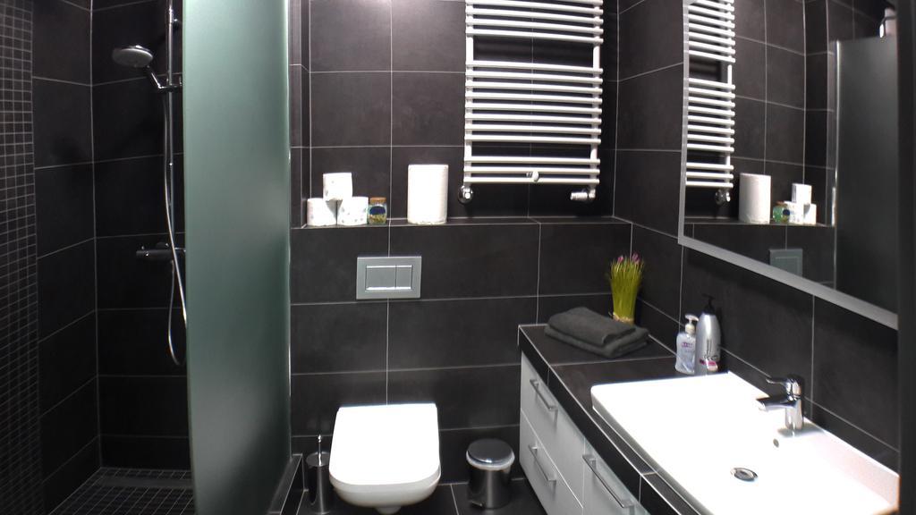 Art Apartments Вроцлав Екстериор снимка