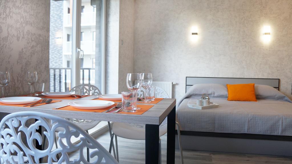 Art Apartments Вроцлав Екстериор снимка